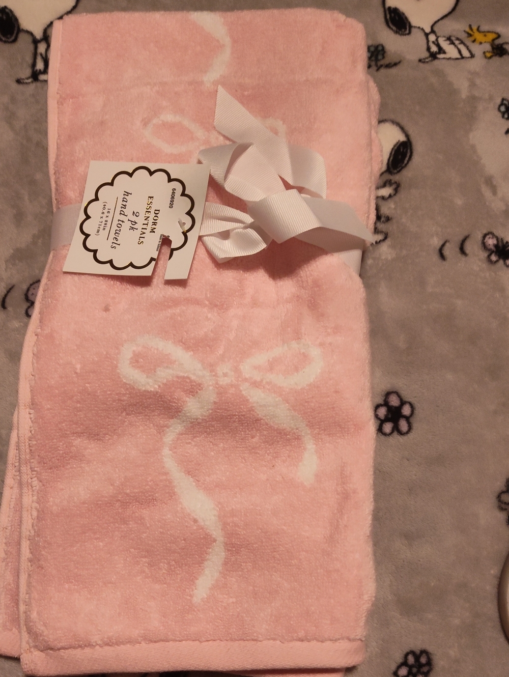 Essentials Pink Bow Plush Throw Blanket with White Bow Accents